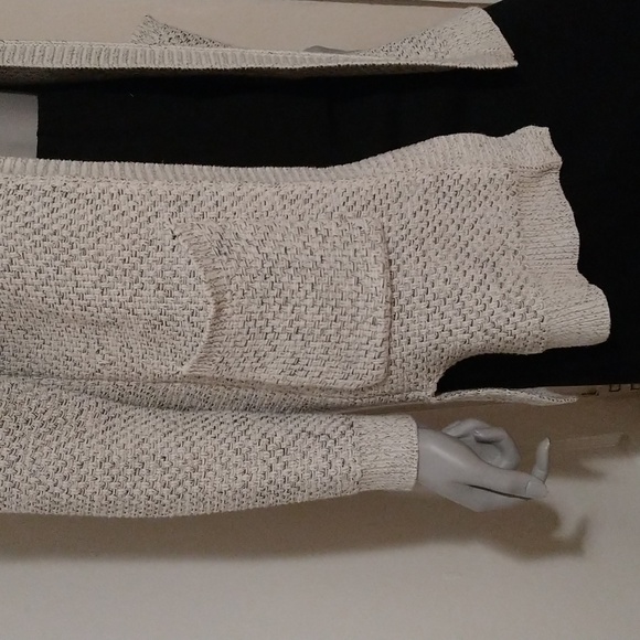 Roots Long Cardigan - Picture 3 of 6